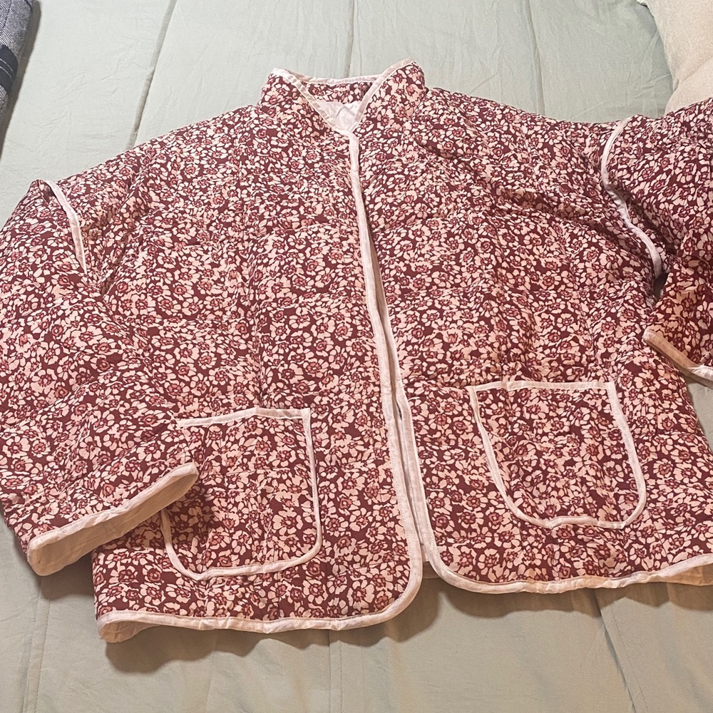 Floral Women's Blazer - Burgundy and White